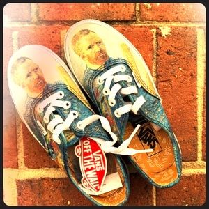 Vans X Vincent Van Gogh X Authentic sneaker.